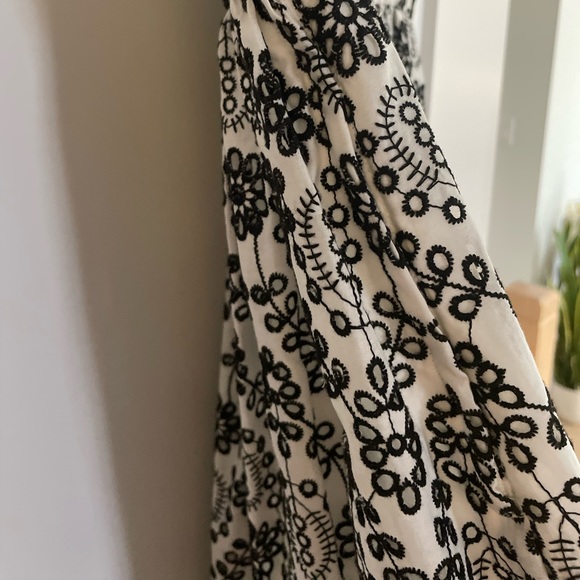 Dress with Eyelet Embroidery - Picture 8 of 9